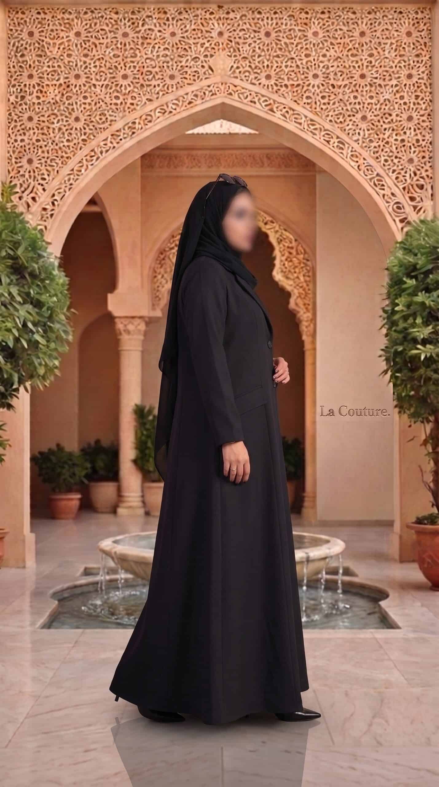 Second image of عباية كوبا بقصة بليزر كلاسيكية