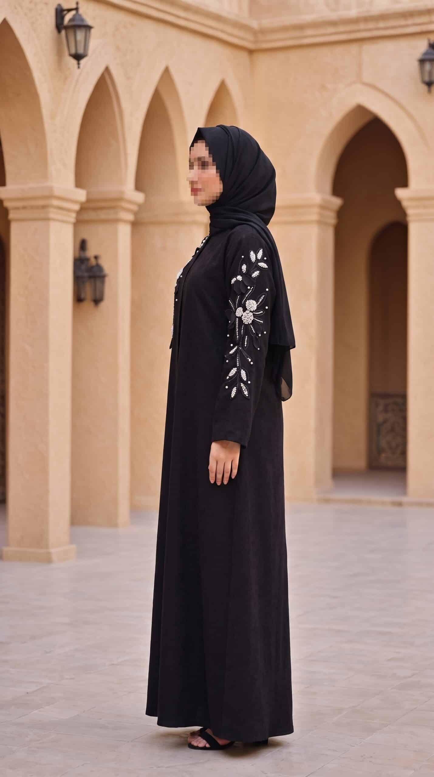 Second image of عباية جاكار فاخرة بتطريز زهور بارز